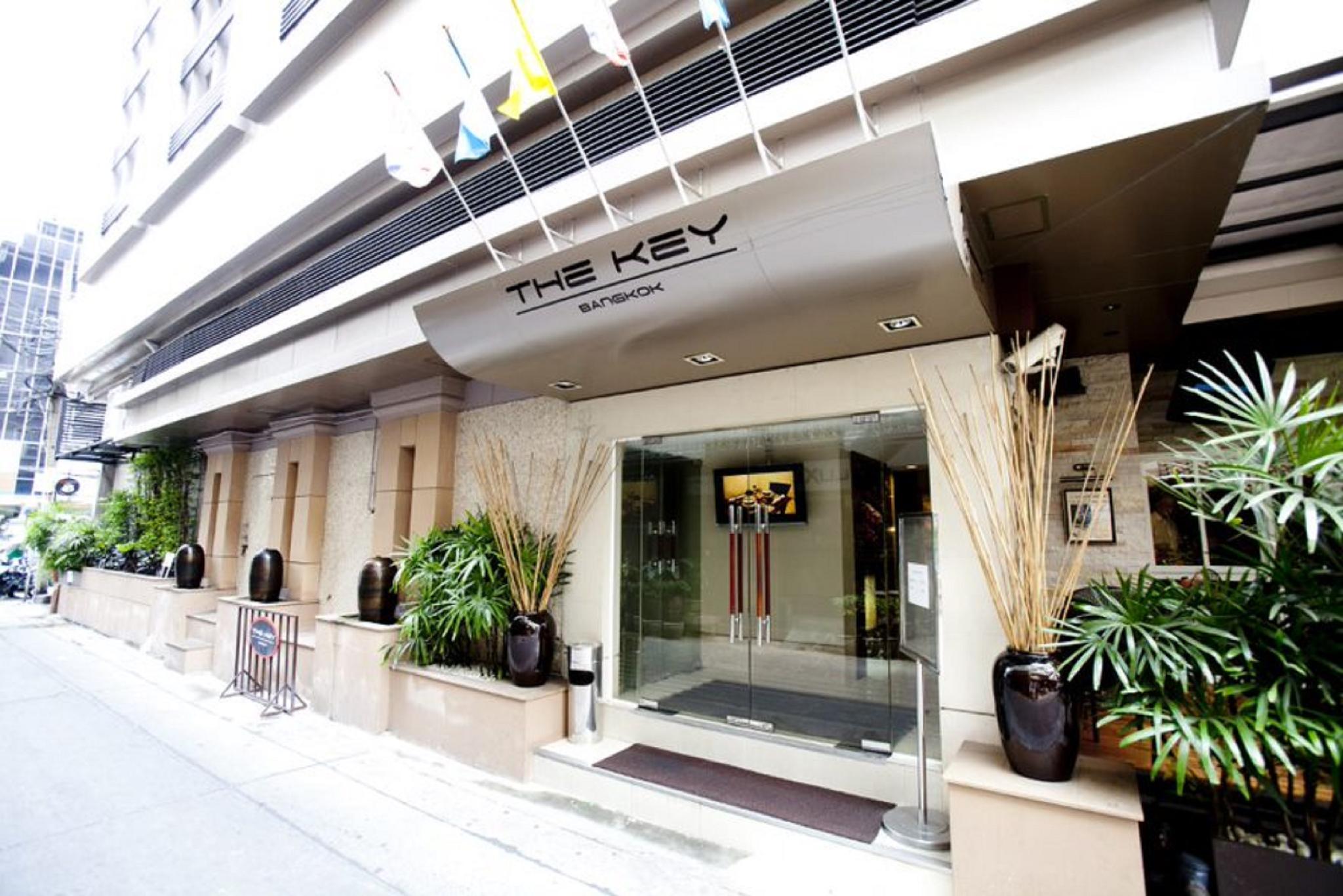The Key Bangkok Hotel Exterior photo